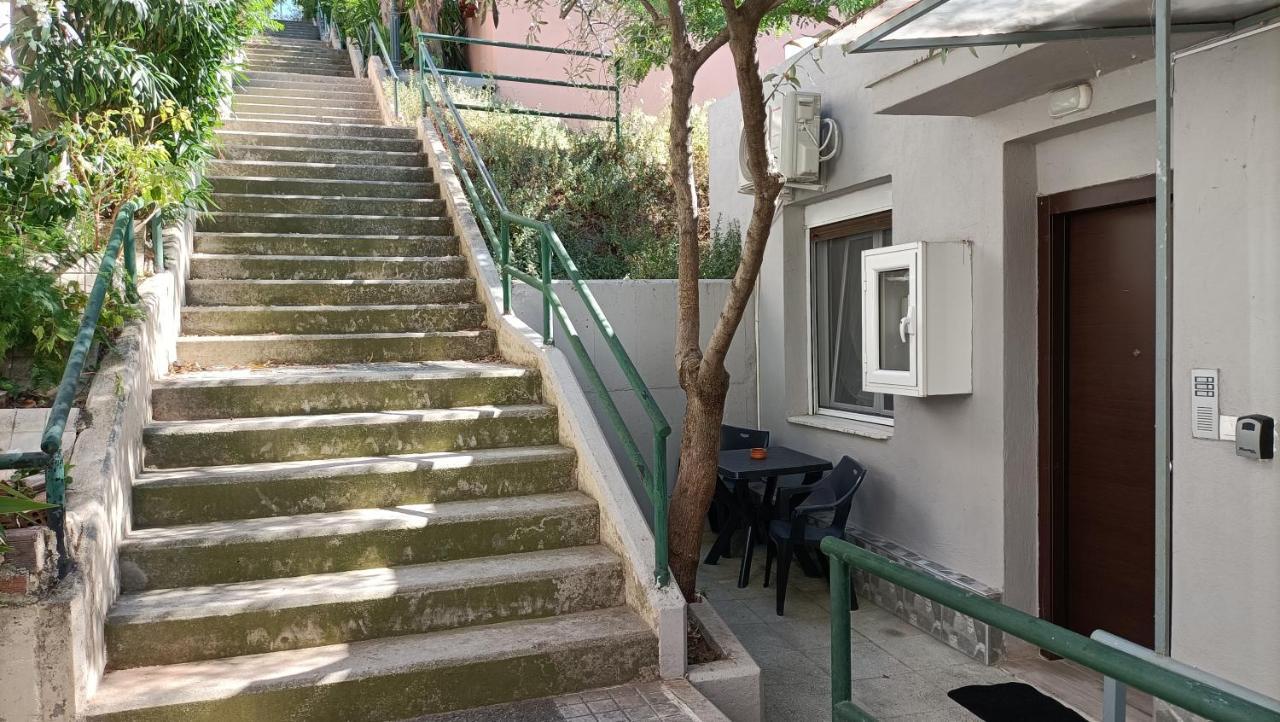 Peaceful Oasis Apartment Athens Exterior photo